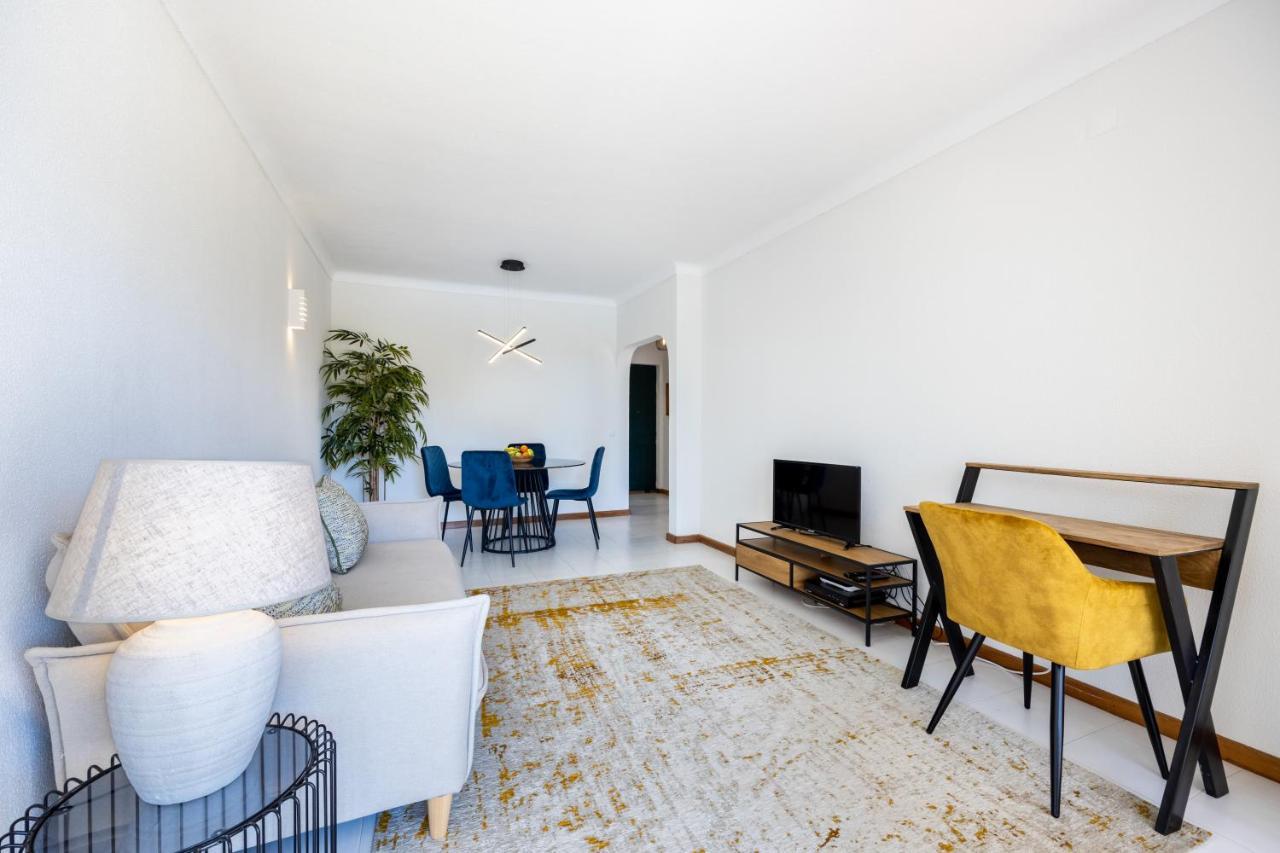 Apartment Henry Matisse, Swimming Pool 萨格里什 外观 照片